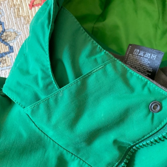 The North Face warmest coat with two layers - Picture 7 of 14